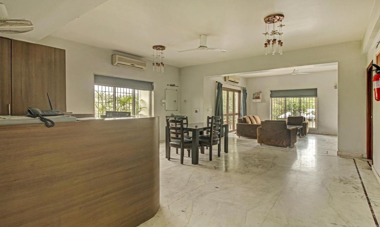 Treebo Sreemaa Newtown Hotel Panchuria Bagian luar foto