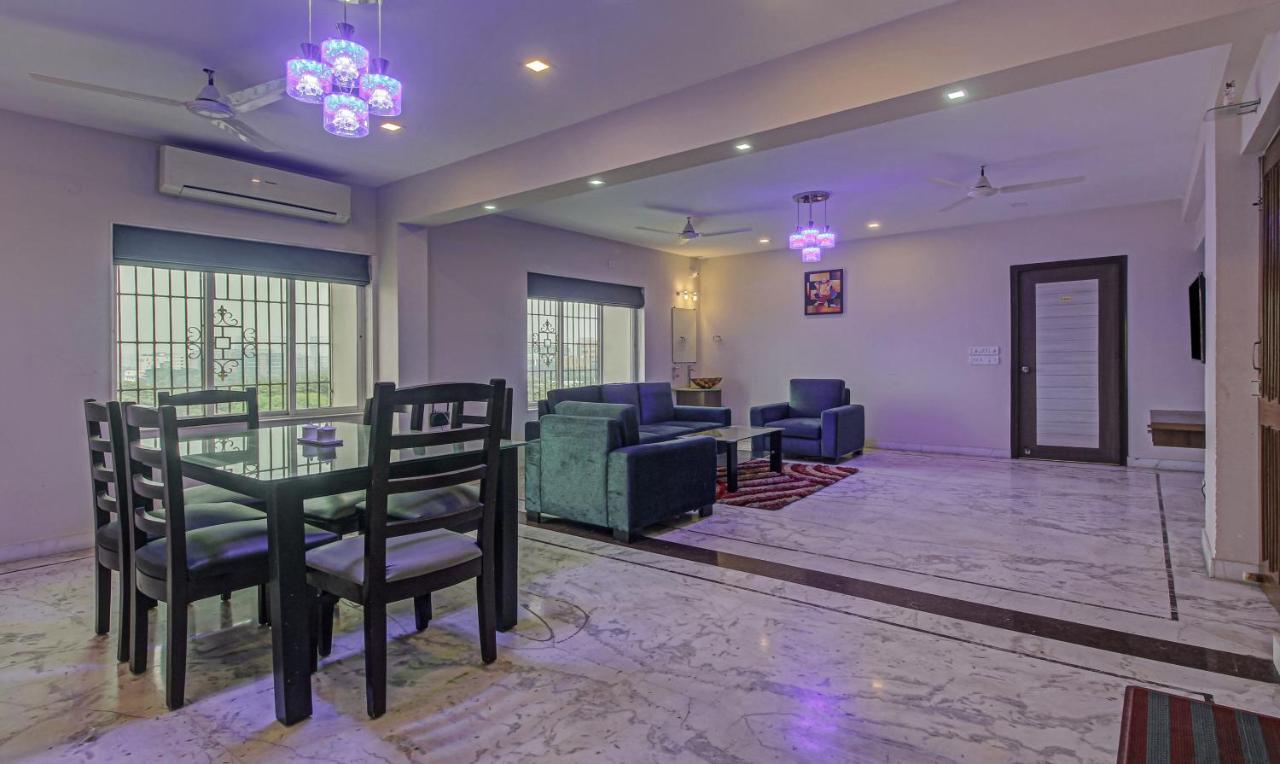 Treebo Sreemaa Newtown Hotel Panchuria Bagian luar foto