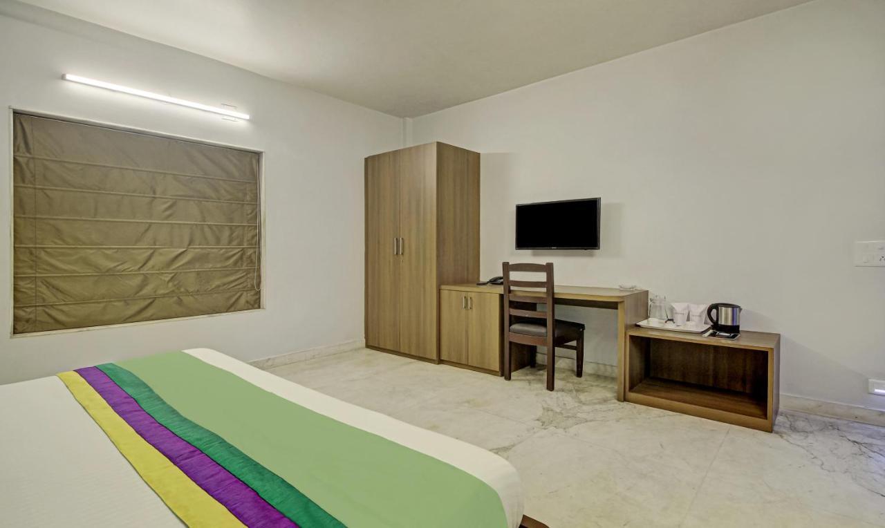Treebo Sreemaa Newtown Hotel Panchuria Bagian luar foto