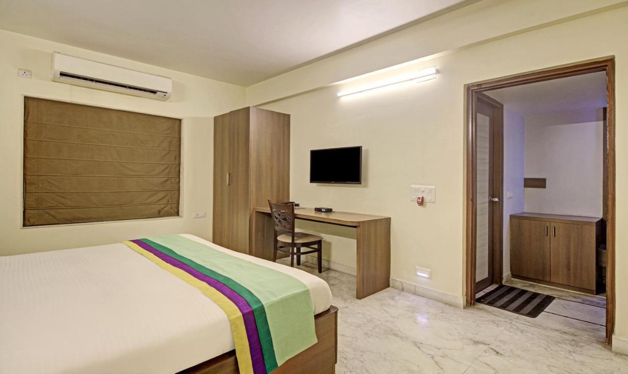 Treebo Sreemaa Newtown Hotel Panchuria Bagian luar foto